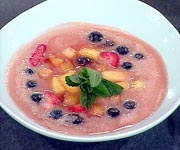 Суп из ревеня и фруктов